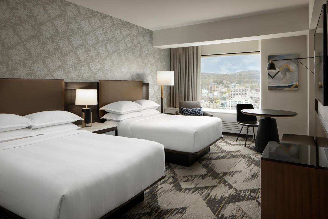 เลอ เซ็นเตอร์ เชอราตัน มอนทรีอัล โฮเต็ล Hotel ภายนอก รูปภาพ