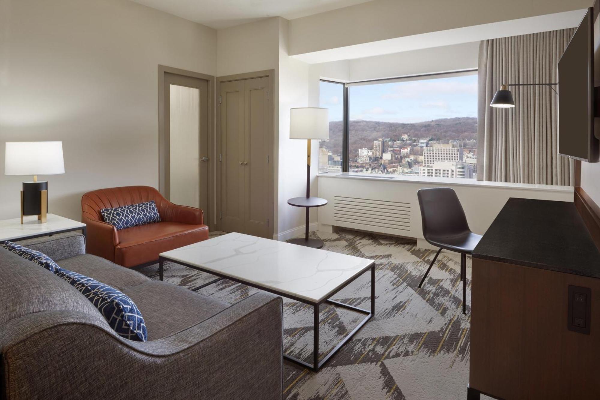 เลอ เซ็นเตอร์ เชอราตัน มอนทรีอัล โฮเต็ล Hotel ภายนอก รูปภาพ