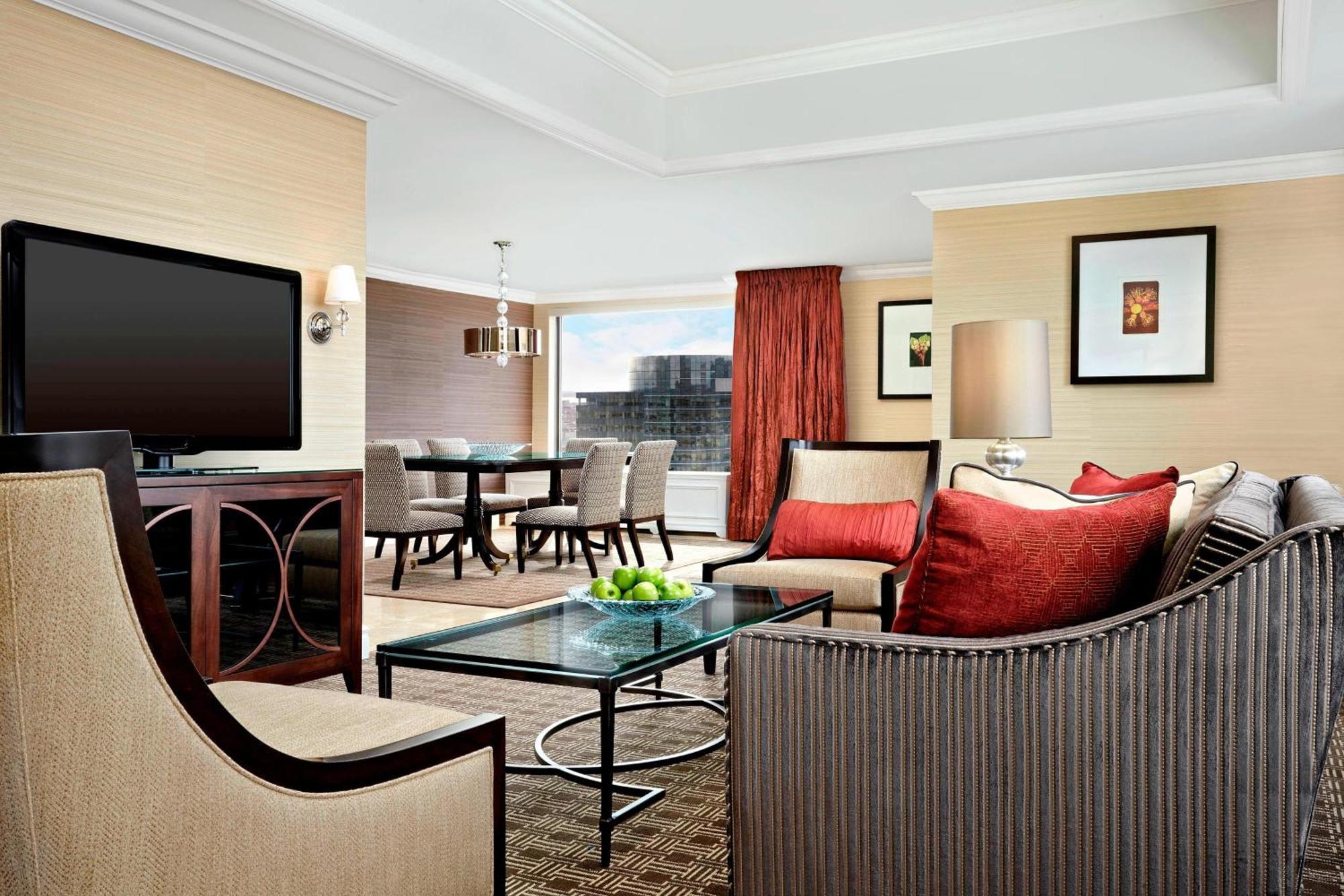 เลอ เซ็นเตอร์ เชอราตัน มอนทรีอัล โฮเต็ล Hotel ภายนอก รูปภาพ