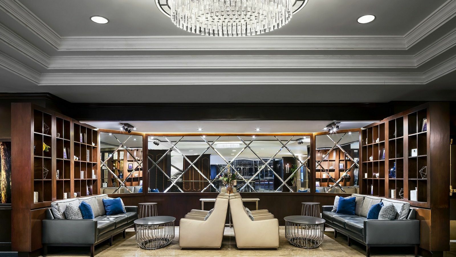เลอ เซ็นเตอร์ เชอราตัน มอนทรีอัล โฮเต็ล Hotel ภายนอก รูปภาพ